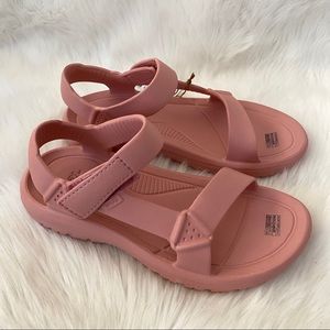teva rose tan